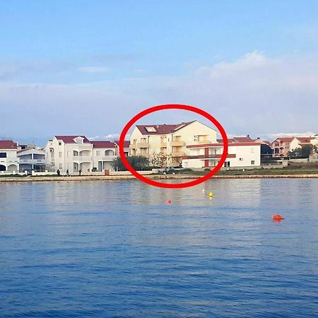 Apartments By The Sea Privlaka, Zadar - 14816 Extérieur photo