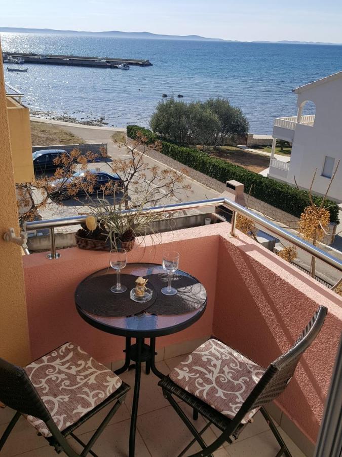 Apartments By The Sea Privlaka, Zadar - 14816 Extérieur photo